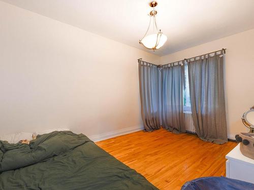 Master bedroom - 3965  - 3967 Av. Lacombe, Montréal (Côte-Des-Neiges/Notre-Dame-De-Grâce), QC - Indoor Photo Showing Bedroom