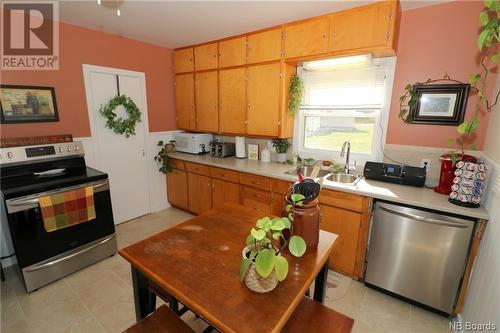 1893 Route 776, Grand Manan, NB - Indoor Photo Showing Kitchen