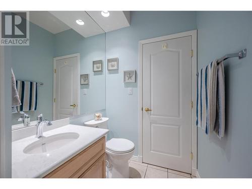 10505 Elliott Street Unit# 2, Summerland, BC - Indoor Photo Showing Bathroom
