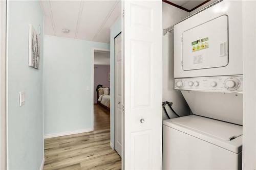 3033 Townline Road|Unit #379, Stevensville, ON - Indoor Photo Showing Laundry Room