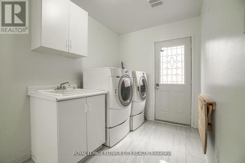 29 Long Meadow Road, Brampton, ON - Indoor Photo Showing Laundry Room