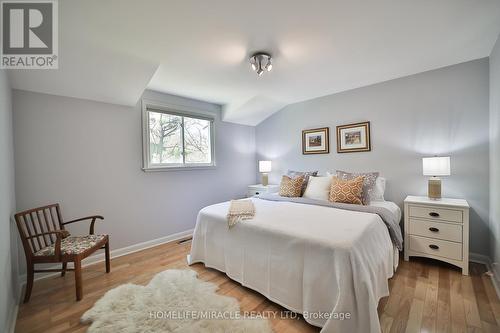 17 Ridgehill Drive, Brampton, ON - Indoor Photo Showing Bedroom