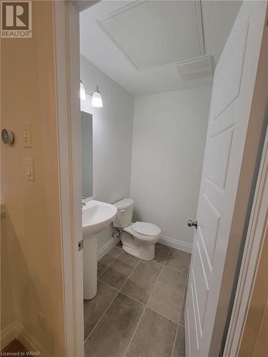 600 Victoria Street Unit# 1, Kitchener, ON - Indoor Photo Showing Bathroom