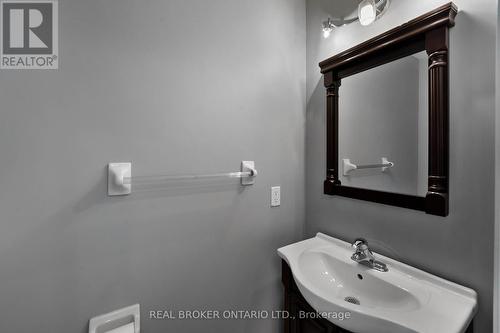 27 Taverner Crescent, Ajax, ON - Indoor Photo Showing Bathroom