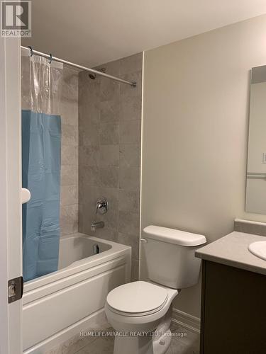 5-160 - 35 Stewardship Road, Brampton, ON - Indoor Photo Showing Bathroom