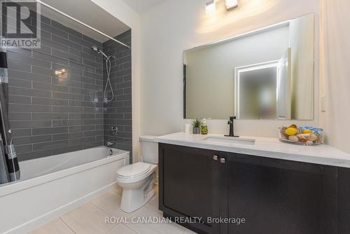45 Benson Avenue, Mono, ON - Indoor Photo Showing Bathroom