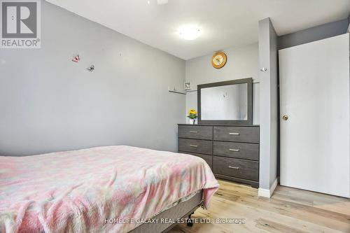 43 Dyer Street, St. Thomas, ON - Indoor Photo Showing Bedroom