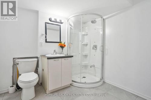 43 Dyer Street, St. Thomas, ON - Indoor Photo Showing Bathroom