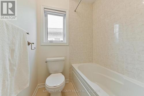 18 Delft Drive, Markham, ON - Indoor Photo Showing Bathroom