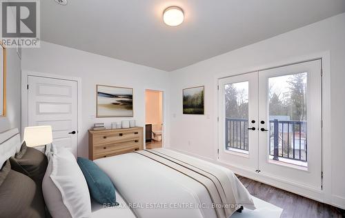 18 - 99 Roger Street, Waterloo, ON - Indoor Photo Showing Bedroom