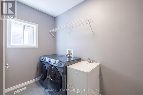1215 Gough Road, London, ON - Indoor Photo Showing Laundry Room