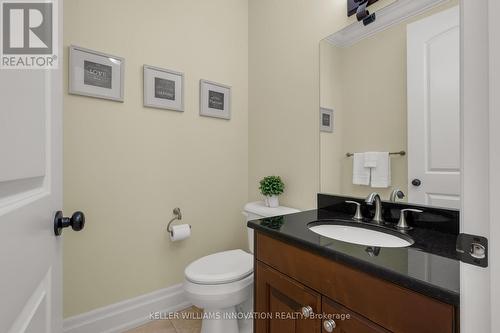 905 Riverstone Court, Kitchener, ON - Indoor Photo Showing Bathroom