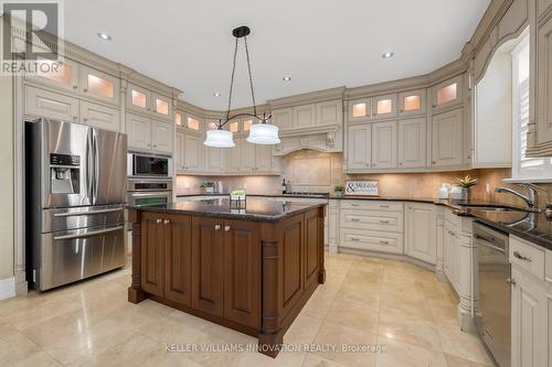 905 Riverstone Court, Kitchener, ON - Indoor Photo Showing Kitchen With Stainless Steel Kitchen With Upgraded Kitchen