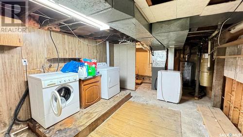 111 Lincoln Street, Davidson, SK - Indoor Photo Showing Laundry Room