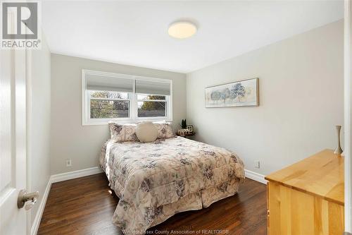 2465 Curry Avenue, Windsor, ON - Indoor Photo Showing Bedroom