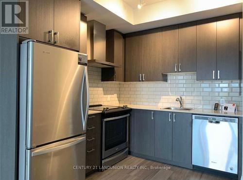 758 - 60 Ann O'Reilly Road, Toronto, ON - Indoor Photo Showing Kitchen With Stainless Steel Kitchen With Upgraded Kitchen
