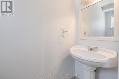 50 Budworth Drive, Toronto, ON - Indoor Photo Showing Bathroom