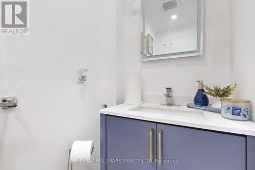 149 Armitage Drive, Newmarket, ON - Indoor Photo Showing Bathroom