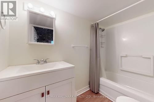 149 Armitage Drive, Newmarket, ON - Indoor Photo Showing Bathroom