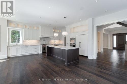 172 Westdale Road, Oakville, ON - Indoor Photo Showing Kitchen With Upgraded Kitchen