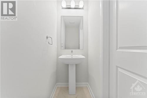 841 Cappamore Drive, Ottawa, ON - Indoor Photo Showing Bathroom