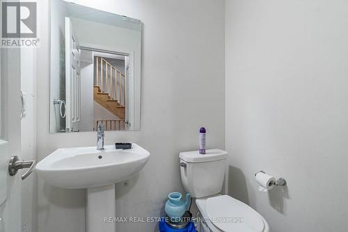 2554 Barbarolli Path, Oshawa, ON - Indoor Photo Showing Bathroom