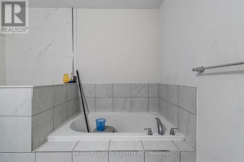 2554 Barbarolli Path, Oshawa, ON - Indoor Photo Showing Bathroom
