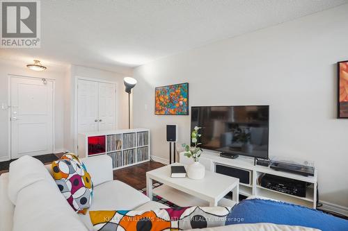 902 - 365 Geneva Street, St. Catharines, ON - Indoor Photo Showing Living Room