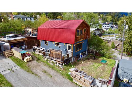 665 Gagne Road, Nelson, BC - Outdoor
