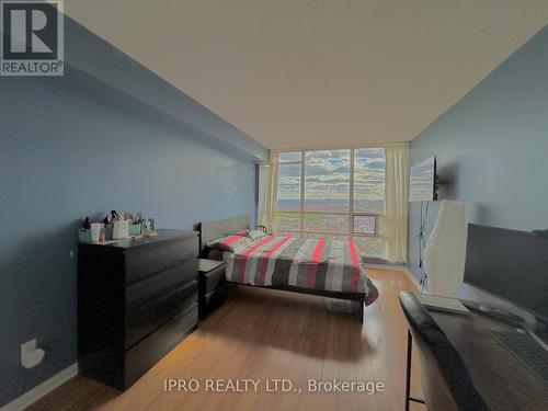 2309 - 45 Kingsbridge Circle, Mississauga, ON - Indoor Photo Showing Bedroom