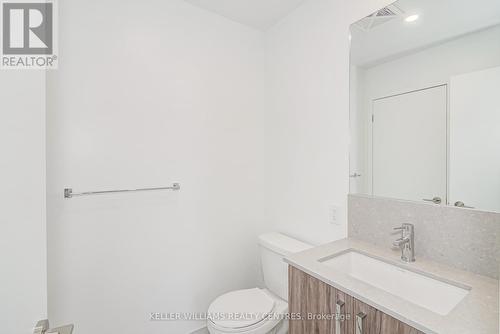 109 - 121 Ford Street, Toronto, ON - Indoor Photo Showing Bathroom
