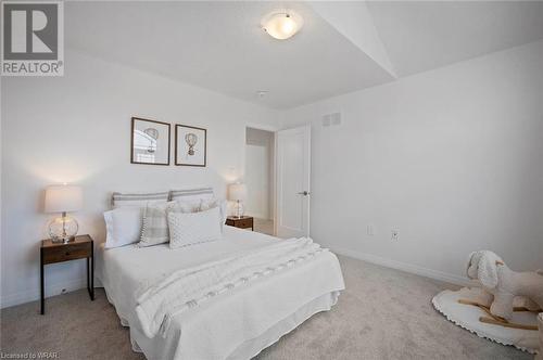121 Cittadella Boulevard, Hamilton, ON - Indoor Photo Showing Bedroom