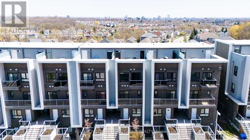 C11 - 1430 Highland Road W, Kitchener, ON - Outdoor With Balcony With Facade