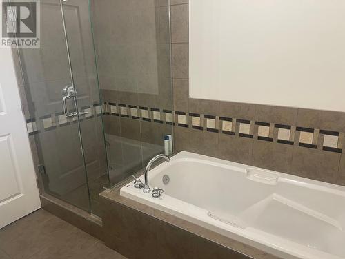 333 Longspoon Drive Unit# 9, Vernon, BC - Indoor Photo Showing Bathroom