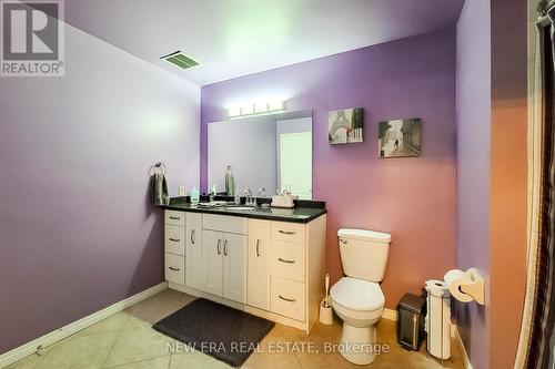 205 - 6 Niagara Street, Grimsby, ON - Indoor Photo Showing Bathroom