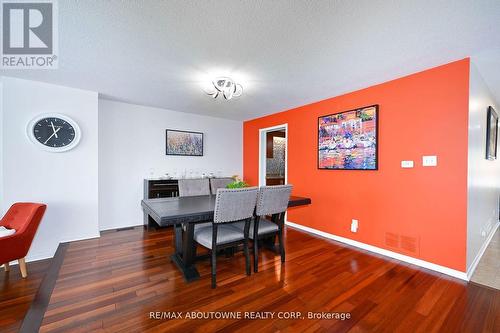 128 Edgewater Drive, Hamilton, ON - Indoor Photo Showing Dining Room