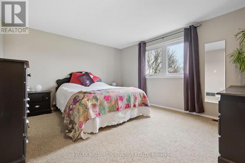 6982 Wellington 7 Road, Mapleton, ON - Indoor Photo Showing Bedroom