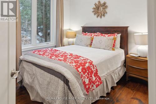 2-1456 Acton Island Road, Muskoka Lakes, ON - Indoor Photo Showing Bedroom