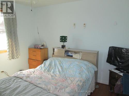 24 Hemlock Street, Highlands East, ON - Indoor Photo Showing Bedroom
