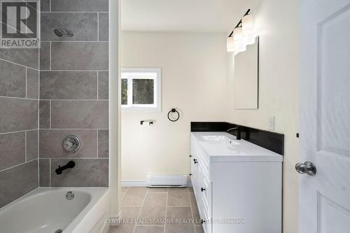 2289 Loop Road, Highlands East, ON - Indoor Photo Showing Bathroom