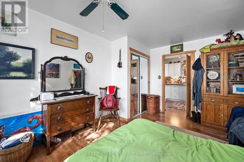 2289 Loop Road, Highlands East, ON - Indoor Photo Showing Bedroom