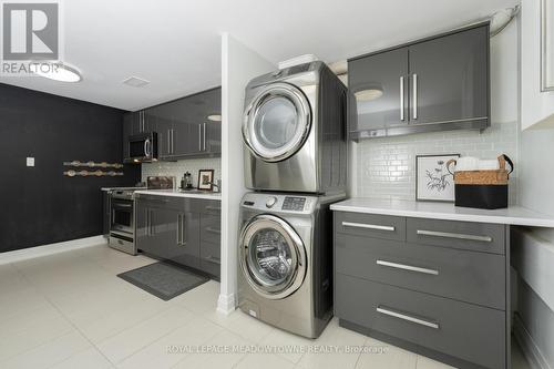 1 Terry Court, Halton Hills, ON - Indoor Photo Showing Laundry Room