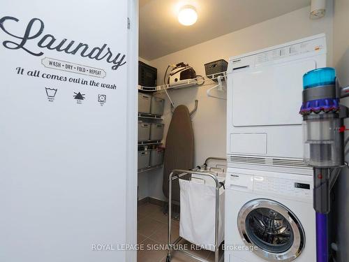 227-99 The Donway  W, Toronto, ON - Indoor Photo Showing Laundry Room