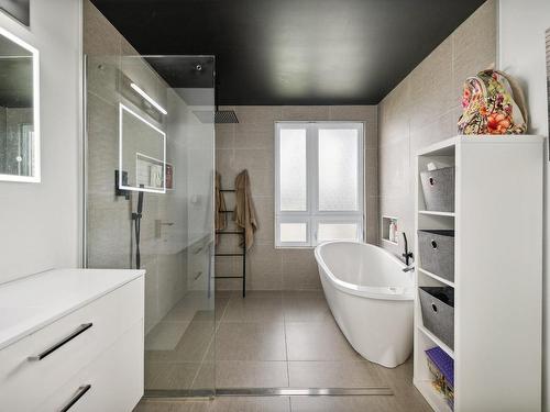 Salle de bains - 15 Rue De Drapeau, Gatineau (Gatineau), QC - Indoor Photo Showing Bathroom