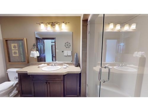 616 D - 600 Bighorn Boulevard, Radium Hot Springs, BC - Indoor Photo Showing Bathroom