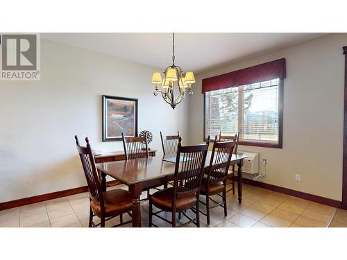 600 Bighorn Boulevard Unit# 616 D, Radium Hot Springs, BC - Indoor Photo Showing Dining Room