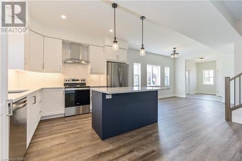 297 Hill Street E, Fergus, ON - Indoor Photo Showing Kitchen With Upgraded Kitchen