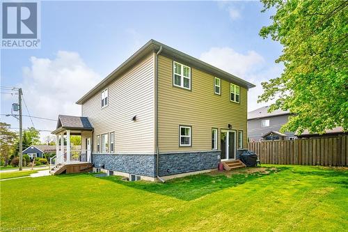 297 Hill Street E, Fergus, ON - Outdoor With Exterior