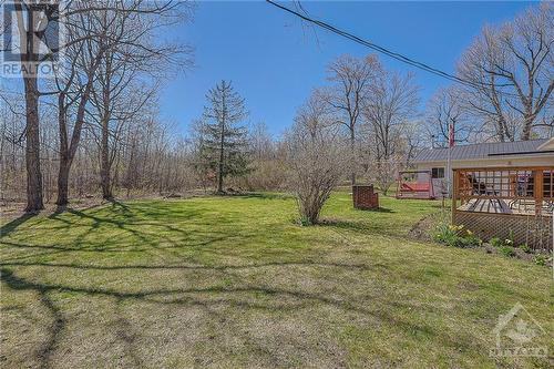 11 Bay Road, Lombardy, ON - Outdoor