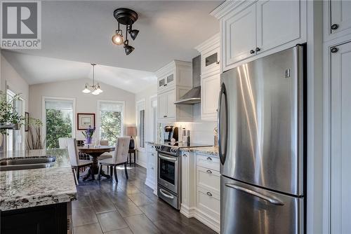 3 Uphill Road, Greater Sudbury, ON - Indoor Photo Showing Kitchen With Upgraded Kitchen